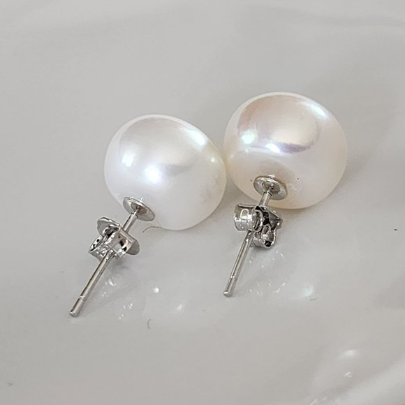 925‎ Sterling Silver 11mm Button White Cultured Freshwater Pearl Stud Earrings - Picture 1 of 12